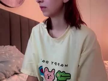ellie_hollow on Chaturbate 