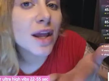 ellielawson on Chaturbate