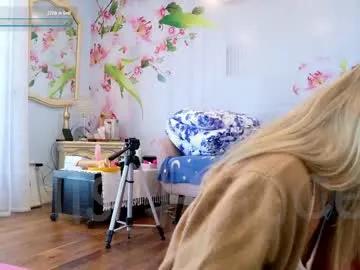 ells_palace — Let's do naughty stuff   free O F w/Private Show - Goal: Topless 15 minutes [222 tokens left] #lush #mature #squirt #natural #feet