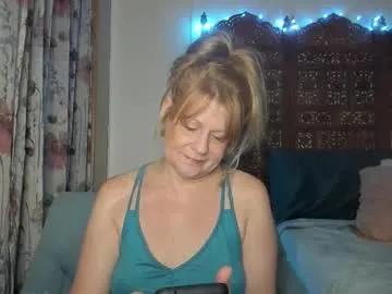 emberpheonixxx on Chaturbate 