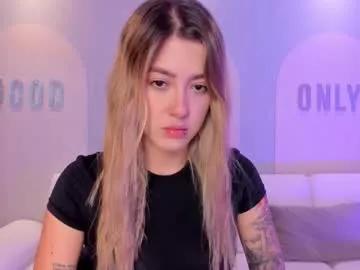 evebenson on Chaturbate 