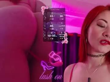 evee_e on Chaturbate 