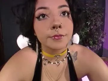 evelynaradia on Chaturbate 