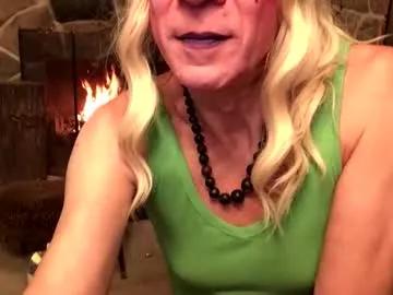 femmenicole on Chaturbate