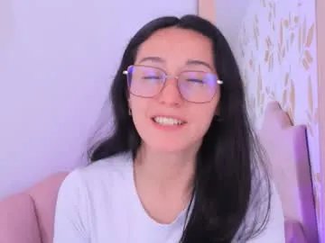 ginevra_esposito on Chaturbate