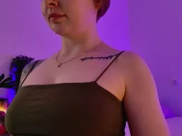 gwenhilton on Chaturbate