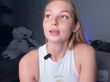 hidden_charm on Chaturbate