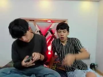 hoot_booys_ on Chaturbate 