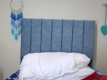 iberianmoonmk on Chaturbate