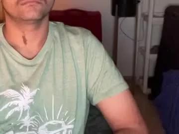 Freechat itsmylife021 on Chaturbate