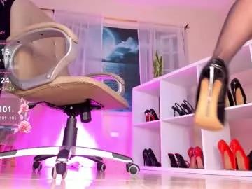 itzel__ — Let's dance to the rhythm of fever - Multi Goal: footjob [333tk each Goal] #mommy #pantyhose #legs #squirt #mistress