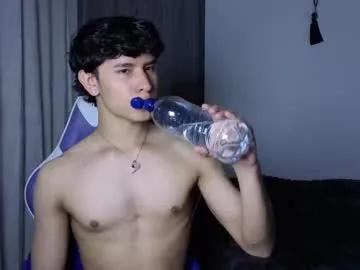 j_u_p_i_t_e_r on Chaturbate