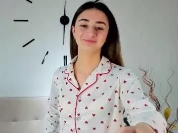 jaleesasahler — goal: open second button in shirt and show bra! Hi! My name is Iris, I'm #18 y.o., #new and #skinny girl. #teen #shy [72 tokens remaining]