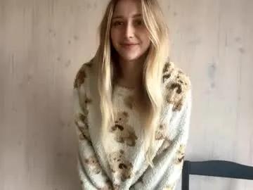 jeanninekalafut — GOAL: turn arround 3 times <3 Hello, I'm Anastasia, welcome to my room. Today is my first day #18 #new #teen #bigass #shy [11 tokens remaining]