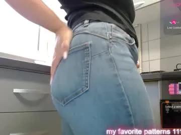 jeniffer1313 on Chaturbate