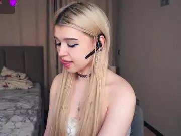 jettahartill — GOAL: Lick my fingers and look in your eyes [30 tokens remaining] My name is Daryl, I'm glad you're with me :) 69tk=69sec #18 #blonde #new #squirt #bigboobs