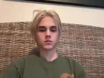 johnnybigd2005 on Chaturbate