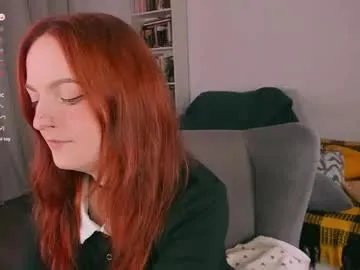 juliet_schoolgirl on Chaturbate
