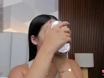 julietasantos__ on Chaturbate