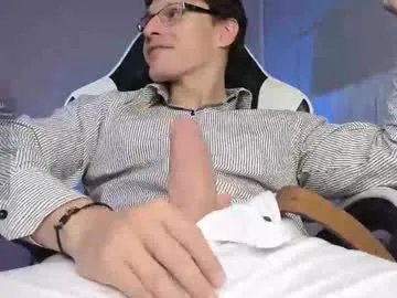 justin_valverde on Chaturbate