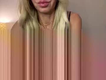 karabearr on Chaturbate