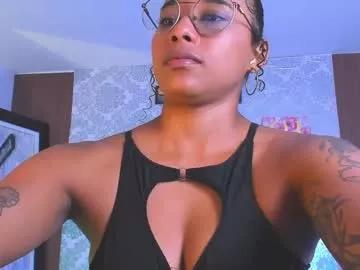 kelly__thomson from Chaturbate
