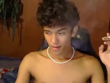 ken_bigcockxx on Chaturbate