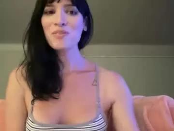 kikihart on Chaturbate