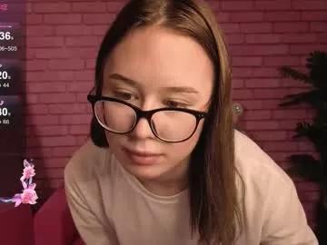 kikimilkys on Chaturbate