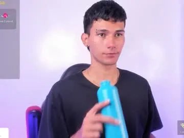 kingparker1 — GOAL: Hi Alexx!! [1 tokens remaining] let's have fun guys!!! my favorite tips 10,12,25,38,100,120,160,200,1000....... #latino #bigcock #cum #smoke #lovense