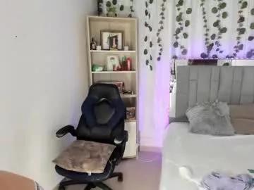 kitty_scoot from Chaturbate