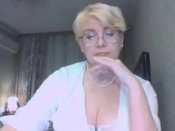 laramrs on Chaturbate