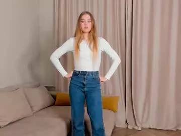 leecapella — Goal:  stand up to the bridge    #18 Hello>< Its my first day here.... #new a little bit nervos lol :)) #shy  #skinny #teen # [284 tokens remaining]