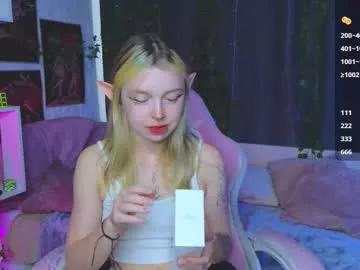 leiladwight on Chaturbate 