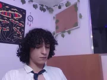 lildan18 on Chaturbate 