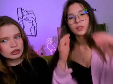 lily_morty — GOAL: the dress is sexy [455 tokens remaining] Welcome to my room! #feet #cute #teen #shy #glasses