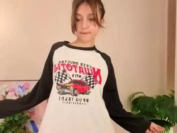 linaage — Goal: eye contact I'm Lina ntmu. #teen. #young , i am #18 yo. #new and #skinny [15 tokens remaining]