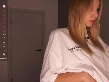 loiskapoi on Chaturbate