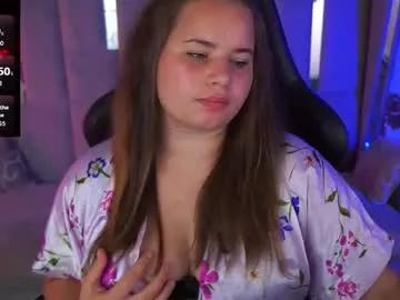 lolacurvys on Chaturbate