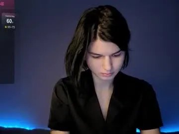 lololozhechka on Chaturbate