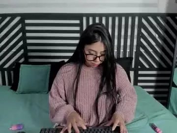 luna_cute14 on Chaturbate