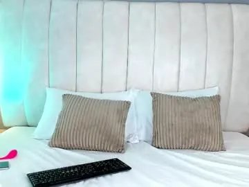 lunakarther — GOAL:   Masturbation with blowjob [180 tokens remaining] You want my tits bouncing in your face, daddy?   #bigtits #bigass #curvy #lovense #anal