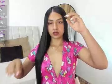 lunnasweet1 from Chaturbate
