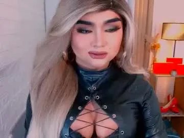 luxsasha on Chaturbate