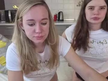 Freechat magical_mermaids on Chaturbate