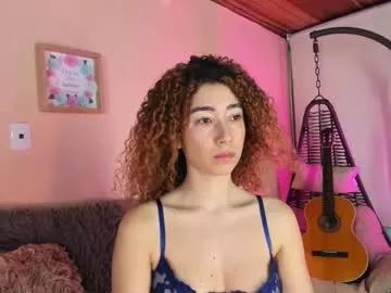 meggan_jade — GOAL: Sexy Dance [300 tokens remaining] Welcome to my room! #feet #natural #curly #bigass #new #shy #shy