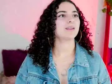 merida_bell18 on Chaturbate