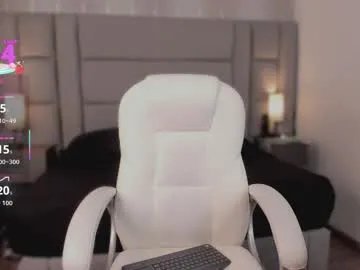 mia_medina on Chaturbate