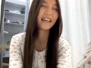 michalkandoll — Goal -  little lower shorts  and show thigh-bone   ! Hi guys and welcome . My name is Aidaxo Have a good stream and a good time!  #shy #new #asian #18 #young [235 tokens remaining]