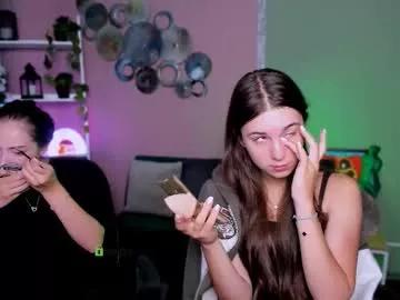 miki_nikki on Chaturbate 